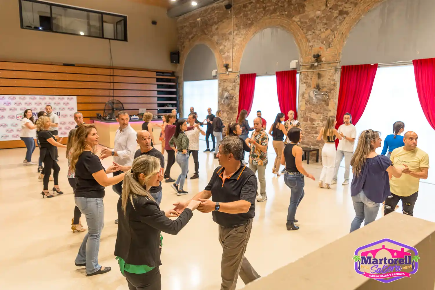 Clases de salsa y bachata en Piera